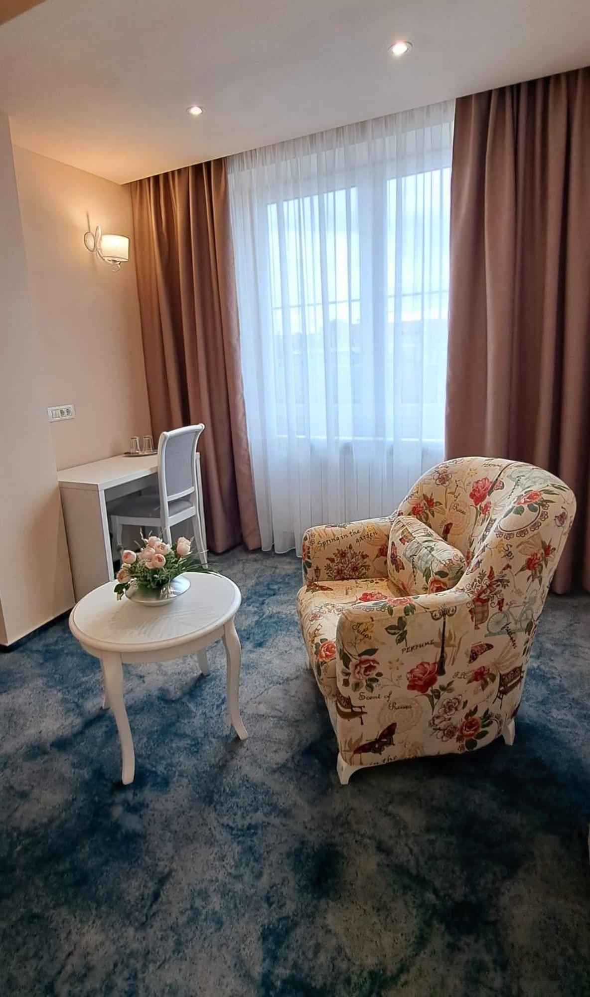 Pensiunea Diamant Ghimbav Dış mekan fotoğraf